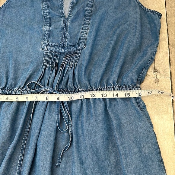 GAP • Tensel V-neck Dress w/ Pockets Size L - Picture 10 of 11